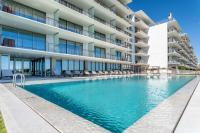 Simili Bayline Luxury Beachfront and Spa by Algarstays - B&B Armação de Pêra