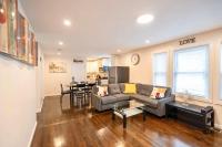 30-1 - 4BR Boston - Cozy Apt near Geneva Cliffs - B&B Boston