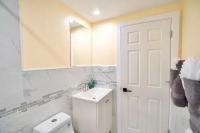 Stylish 4BR Boston, Pet-Friendly near Savin Hill, I-93 & Red Line 30-1 - Chambres d'hôtes Boston