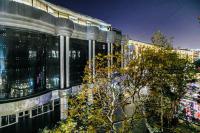 6 Bedroom Luxury Apartment in Nizami street - B&B Baku