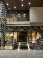 Homies Ivory 1 BHK Rooftop Pool - B&B Islamabad