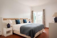 Prainha 2BR Stay | Pool & Beach Access - B&B Alvor