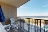 Sea Colony Ocean 3rd floor condo with tennis court elevator & balcony - Bed and Breakfast Bethany Beach