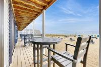Oceanfront coastal escape at Sandbars with serene views AC - Chambres d'hôtes North Truro