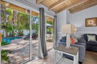 Bamboo Breeze - B&B Holmes Beach