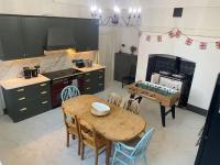 Long term accommodation 7 bedrooms - B&B Peterborough