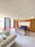 Long term accommodation 7 bedrooms - B&B Peterborough