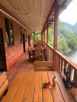 Te Panorama, Komani Lake - B&B Koman