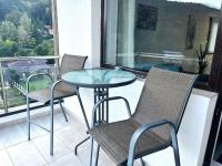 Colina Blossom Retreat - Private Parking and Balcony - Chambres d'hôtes Sinaïa