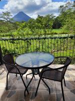 Acuarela Central Loft - Bed and Breakfast La Fortuna