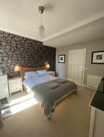Private en-suite room, self check in - Ferienwohnung Edinburgh