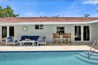 Lauderdale Luxe Oasis -Heated pool-6min2Beach-Dream patio-Pergola-Golf-Game room - B&B Fort Lauderdale