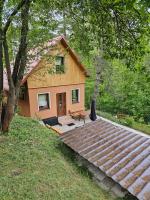 Chata nad koupalištěm Máchův kraj - B&B Bělá pod Bezdězem