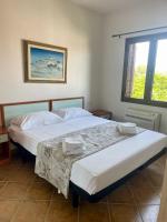 Giodi Appartamenti La Cinta 2 - Chambres d'hôtes San Teodoro
