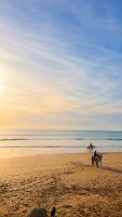 Sea View Family Apt - Terrace - 5 min Beach - Imi Ouaddar - Ferienwohnung Imi Ouaddar