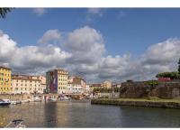 Dimora Al Murales - B&B Livorno
