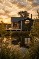 Iris - The Nook Lodges - Ferienwohnung Nantwich