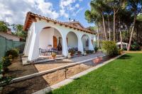 Villa a Santa Margherita di Pula - 100m from the sea - Private garden 500mq - Wifi - B&B Foxi'e Sali