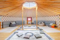 Yurt and a House with Garden - Special Experience - B&B Ivád