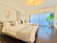 u-heim Osaka Nishi-Umeda - B&B Osaka
