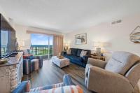 Waterview condo with shared pool panoramic balcony views and WIFI - Chambres d'hôtes Gulf Shores