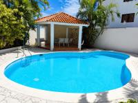 Villa Familiar Privada con Jacuzzi cerca de las Playas de Juan Dolio - Chambres d'hôtes Villas del Mar