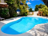 Villa Familiar Privada con Jacuzzi cerca de las Playas de Juan Dolio - Chambres d'hôtes Villas del Mar