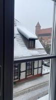 Stylowy Apartament w Sercu Starego Miasta z Widokiem na Zamek - Chambres d'hôtes Olsztyn