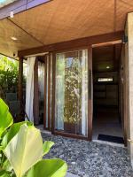 Mystic Siargao - Tropical Garden Hideaway in General Luna - B&B Cabuntog