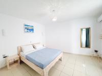 Almond Deluxe Home - Fira Center - Chambres d'hôtes Synterína