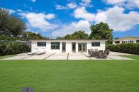 Dania Beach Unit 1 by Dream Vacation - B&B Dania Beach
