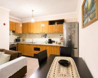 Cozy Breeze Central Apartment - B&B Durrës