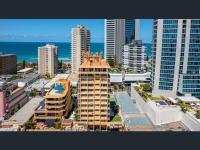 Renovated Orchid Ave Retreat Views & Parking 2 Bedroom Walk To Beach - B&B Gold Coast