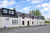 Taigh Beag - Riverside Highland Cottage - B&B Inverness