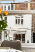 Stay in The Lanes, Brighton Beach, Cafés, Nightlife, Shopping, Fast Wi-Fi, Attractions Nearby, Parking Available on Request Only, GioStays - Chambres d'hôtes Brighton