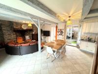 Maison typique granvillaise Plage à pied Patio & Ping pong Animaux bienvenus - Chambres d'hôtes Granville