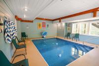 Luxury Cabin, Sleeps 22 w Pool, Game Room, Movie Theater! - Chambres d'hôtes Sevierville