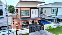 Desaru Beach-5 Bedrooms-Luxury Pool-BBQ-Billiards-KTV & Switch - Ferienwohnung Kangkar Chemaran