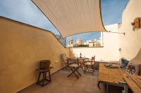 Stylish Maltese 2BR Townhouse with Harbour Views - B&B Cospicua
