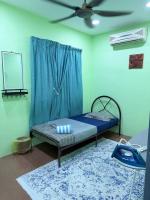 ROS HIJAU HOUSE Homestay - B&B Kuantan