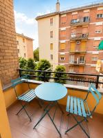 Kobain Apartment - Chambres d'hôtes Bologne