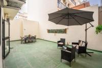 Central Sliema In a New Bright 3-Bedroom Apartment - B&B Sliema
