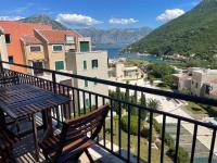 Lavender Bay Apartment C32 - Bed and Breakfast Donji Morinj