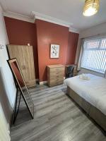 Alma Road Full House - B&B Manchester