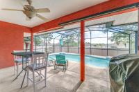 Heart of Lake County! Family Escape w/ Lanai, Pool - B&B Tavares