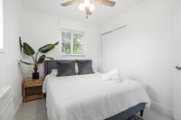 11430 Lincoln Blvd - Bed and Breakfast Richmond Heights