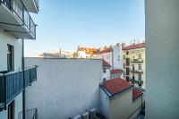 Cute Apt with terrace and AC - B&B Prague