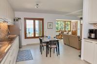 180 View Private 2 Bedroom Seaview Home - Chambres d'hôtes Samos