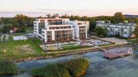 AquaVibe Apartman - Chambres d'hôtes Fonyód