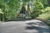 'Snuggle Inn' in the Heart of Chalet Village! - Chambres d'hôtes Gatlinburg